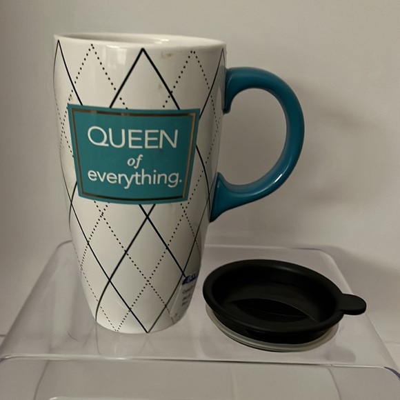 Clay Art “ The Queen of Everything” Travel Coffee Mug EUC - Picture 5 of 5